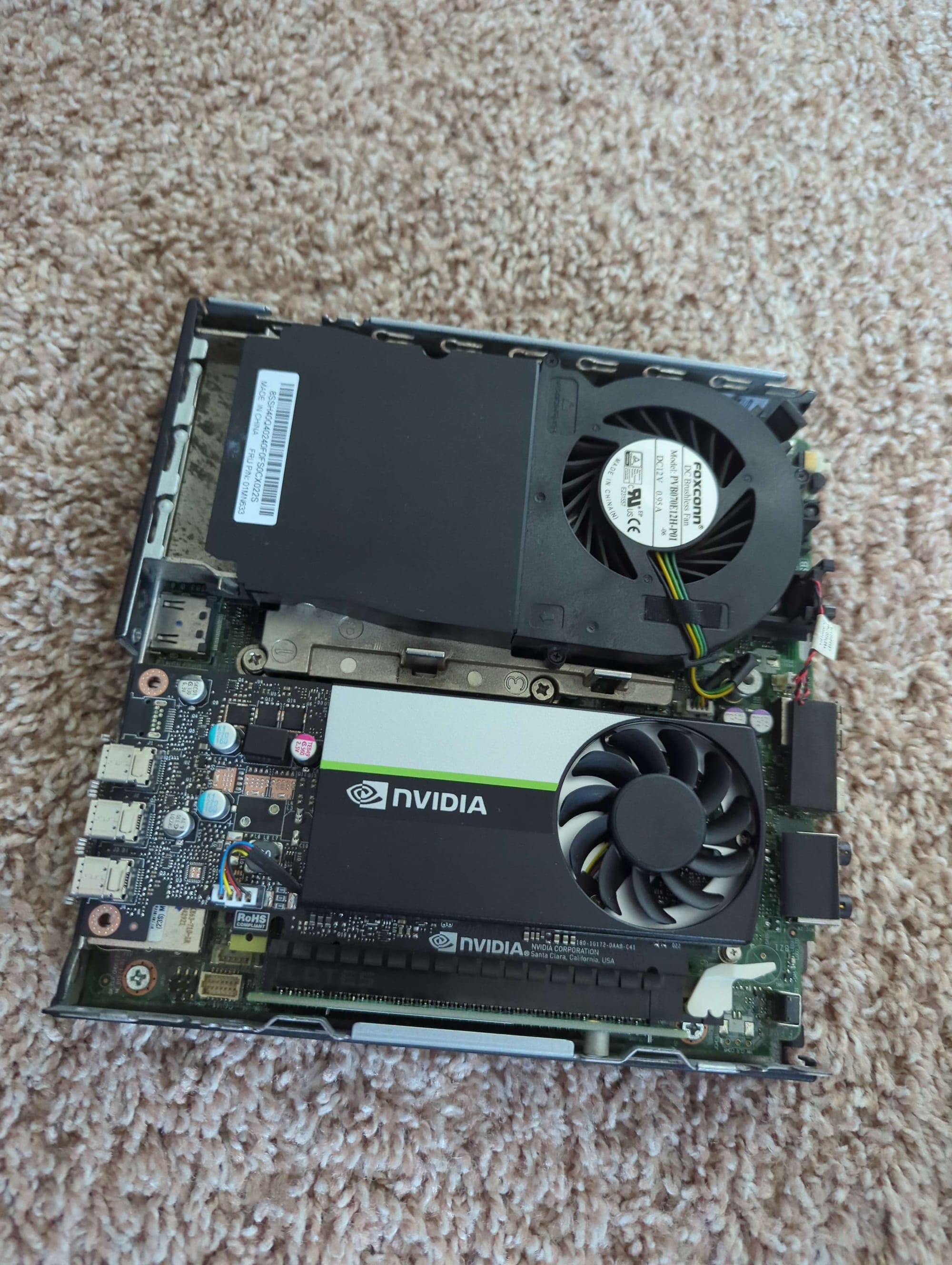 picture of a tiny computer filled with gpu